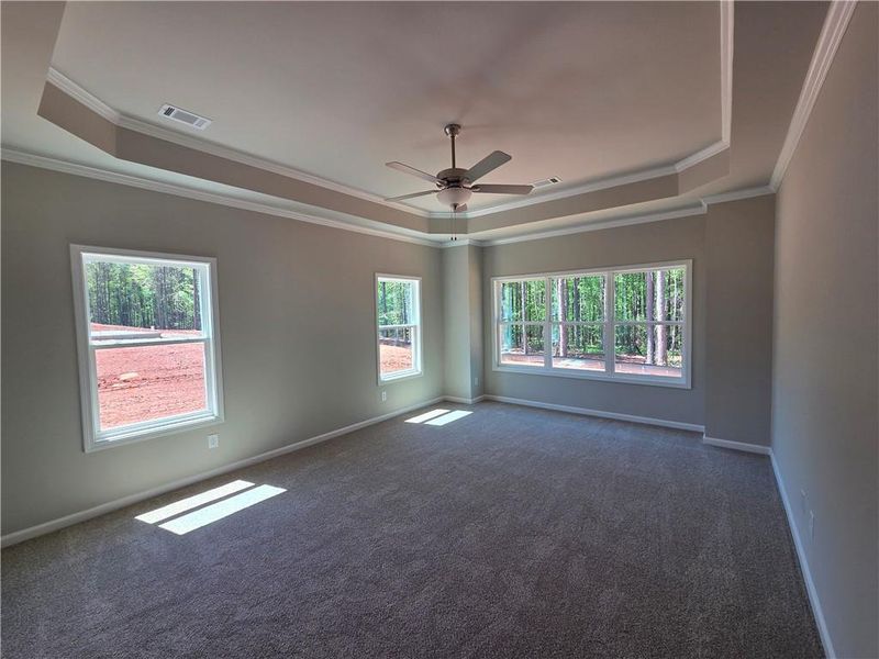 Spacious, unfurnished interior of a new home in , Bethlehem (Image 19).