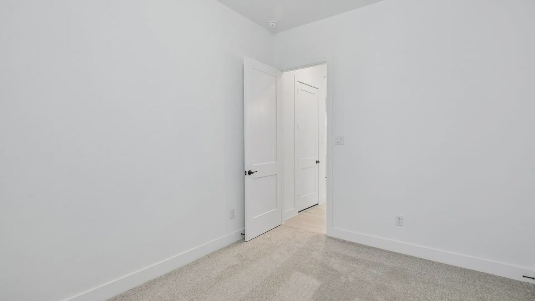 Spacious, unfurnished interior of a new home in Artavia, Conroe (Image 40).
