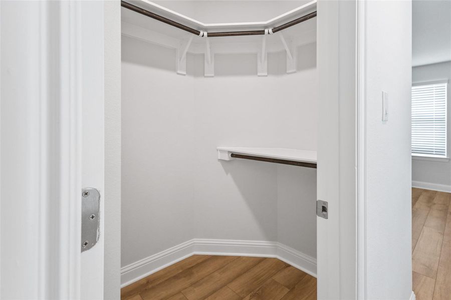 Bedroom 4 closet Bedroom 4 closet