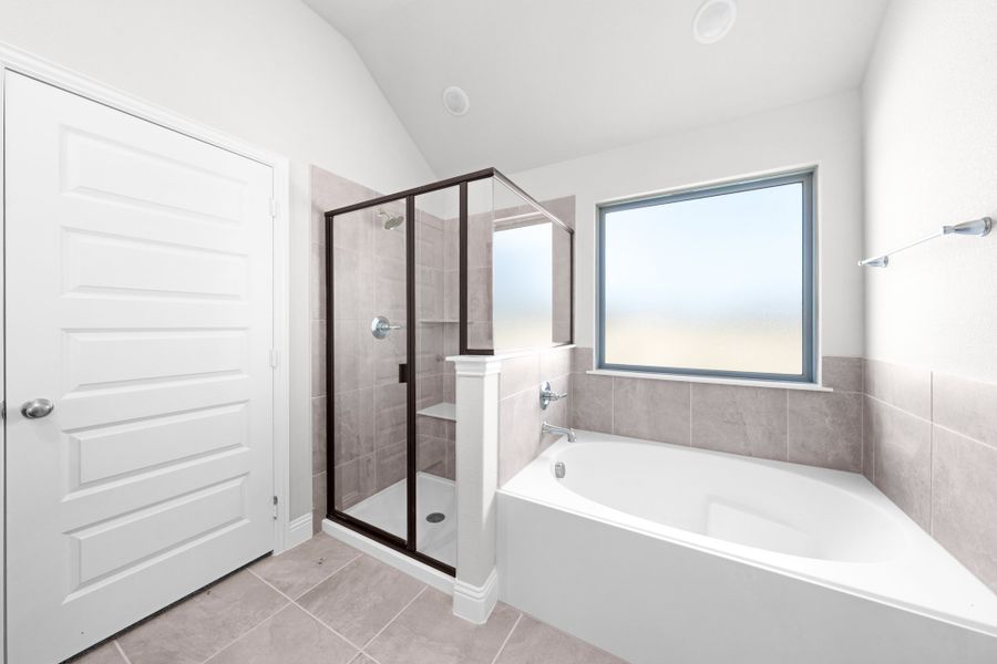 Furnished interior view inside a new home in Summerwood, Red Oak (Image 10).