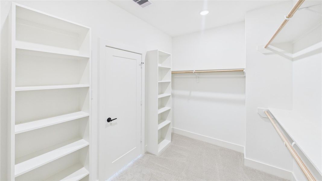 Image 31 of a home in .