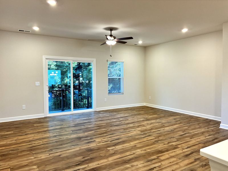Spacious, unfurnished interior of a new home in Miller Park, Greenville (Image 15).