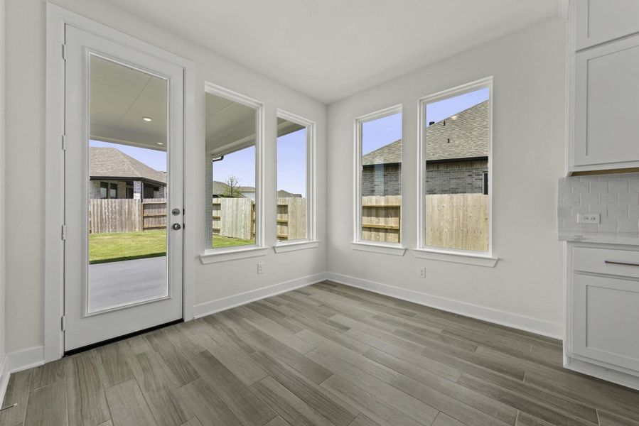 Representative image. Features, specifications, selections and colors may vary. Representative image. Features, specifications, selections and colors may vary.