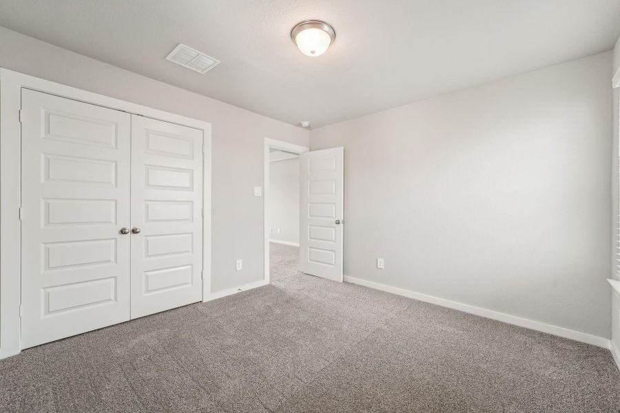 Photo is not of the actual home but is an inspirational photo of builder’s model home and may depict options, furnishings, and/or decorator features that are not included.