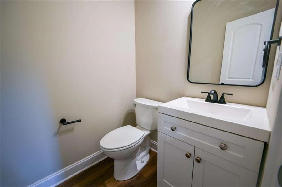 Furnished interior view inside a new home in , Mansfield (Image 13).