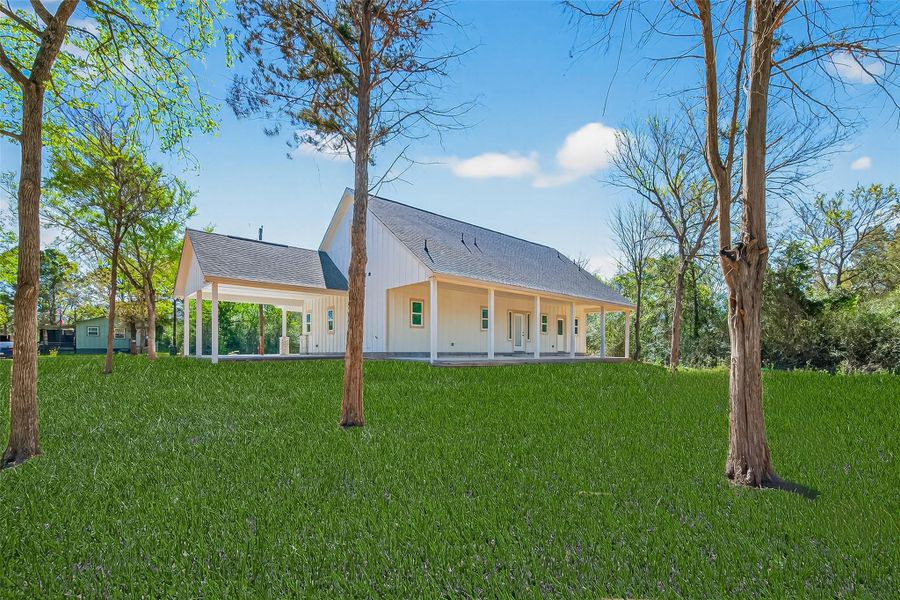 Exterior details and patio area of a home in , Hempstead (Image 21).