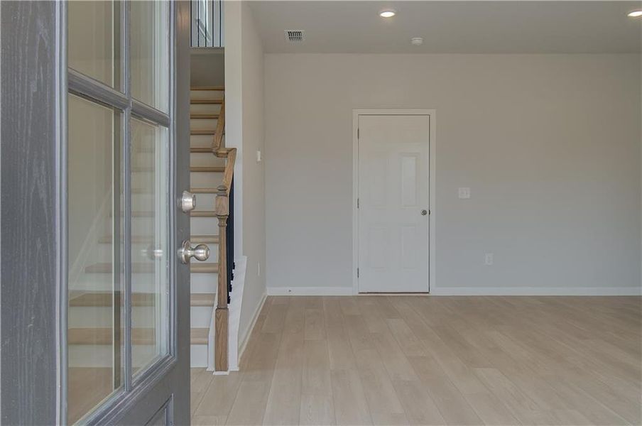 Spacious, unfurnished interior of a new home in Silverock, McDonough (Image 14).