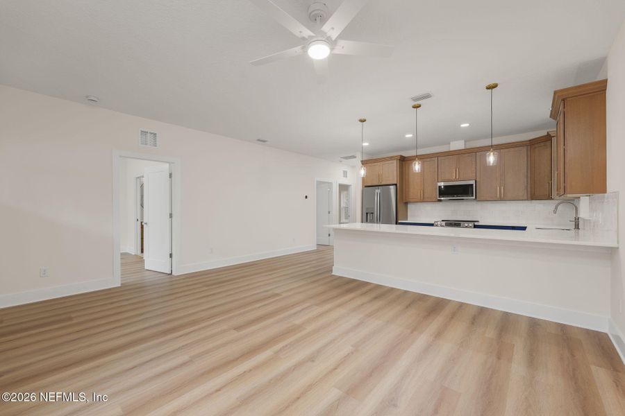Spacious, unfurnished interior of a new home in , Hastings (Image 13).