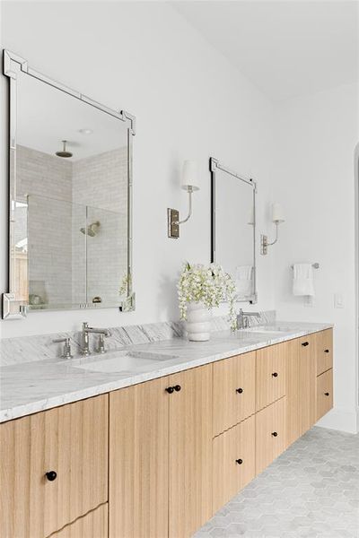 Furnished interior view inside a new home in , Dallas (Image 15).