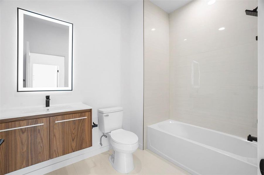 Furnished interior view inside a new home in , North Port (Image 12).