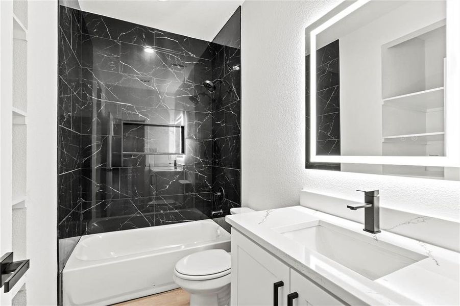 Image 21 of a home in .