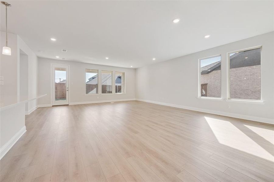 Spacious, unfurnished interior of a new home in Villages of Hurricane Creek, Anna (Image 31). Spacious, unfurnished interior of a new home in Villages of Hurricane Creek, Anna (Image 31).