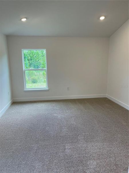 Spacious, unfurnished interior of a new home in Harmony Central, St. Cloud (Image 18).