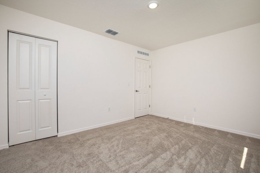 Spacious, unfurnished interior of a new home in Palm Bay, Palm Bay (Image 29).