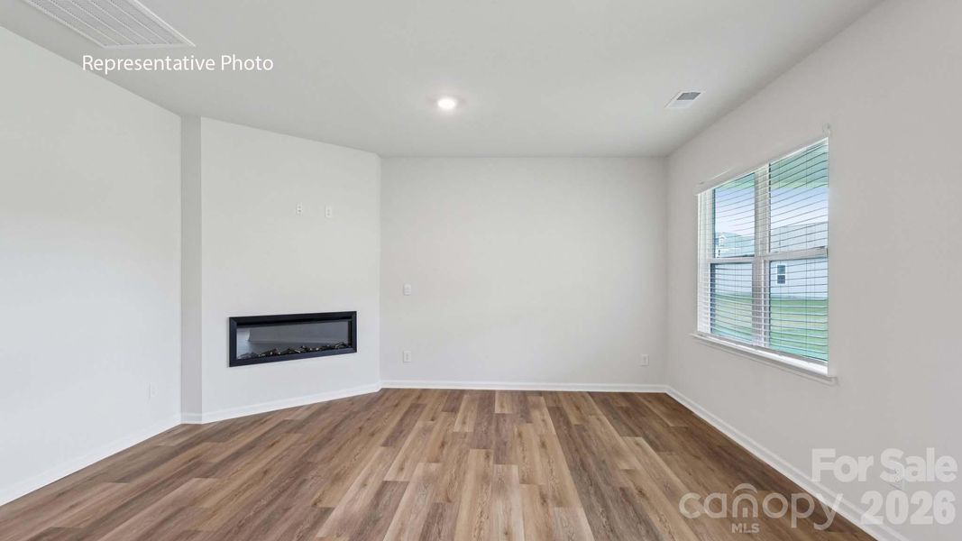 Spacious, unfurnished interior of a new home in Laurelbrook, Sherrills Ford (Image 21).