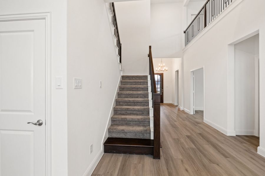 Spacious, unfurnished interior of a new home in Lake Breeze, Lavon (Image 39). Spacious, unfurnished interior of a new home in Lake Breeze, Lavon (Image 39).