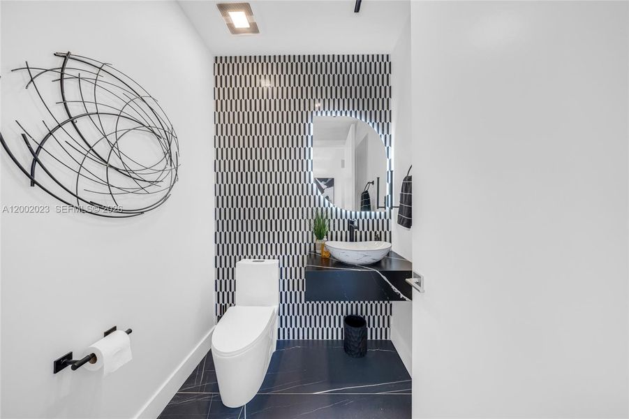 Furnished interior view inside a new home in , Fort Lauderdale (Image 13).