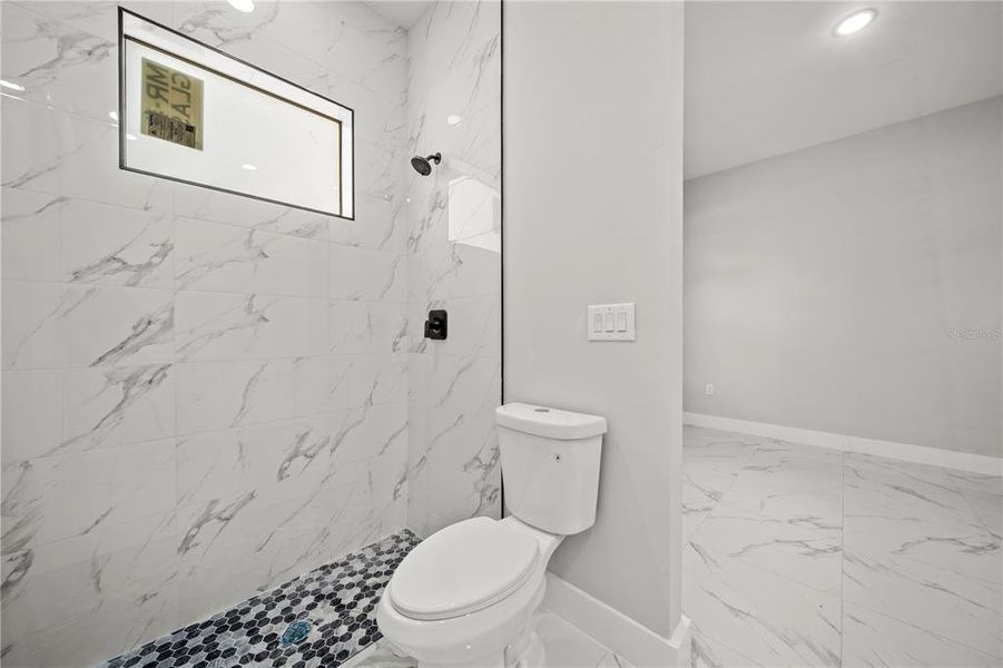 Furnished interior view inside a new home in , Lehigh Acres (Image 8).