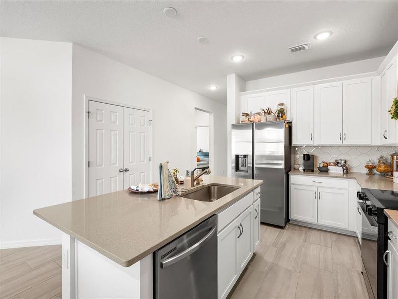 Furnished interior view inside a new home in Marion Ridge, Haines City (Image 11). Furnished interior view inside a new home in Marion Ridge, Haines City (Image 11).