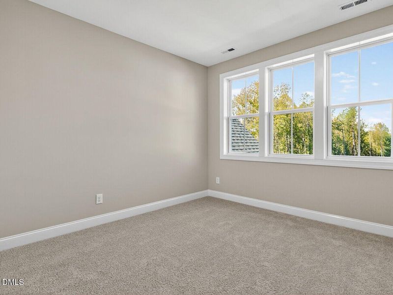 029-1280x960-bedroom