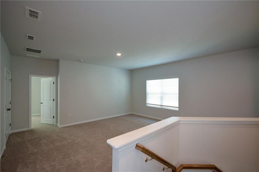 Spacious, unfurnished interior of a new home in Graystone Village, Grayson (Image 38).