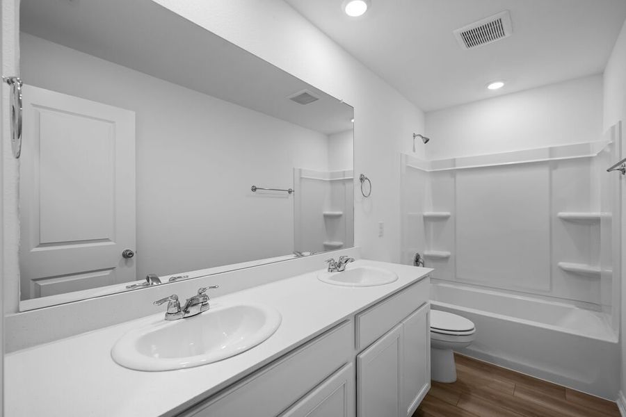 Furnished interior view inside a new home in River Ridge, Crandall (Image 6). Furnished interior view inside a new home in River Ridge, Crandall (Image 6).