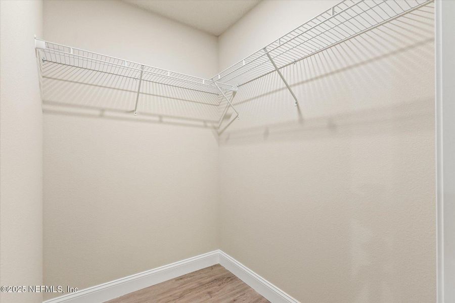 Image 33 of a home in .