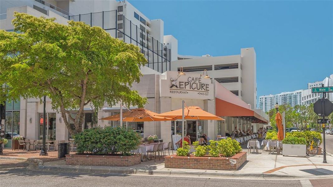 Front exterior of a new home in , Sarasota, FL, highlighting curb appeal (Image 21).