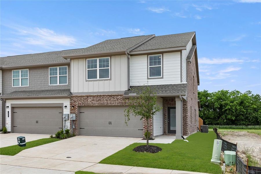 Front exterior of a new home in Coyote Meadows, Anna, TX, highlighting curb appeal (Image 19). Front exterior of a new home in Coyote Meadows, Anna, TX, highlighting curb appeal (Image 19).