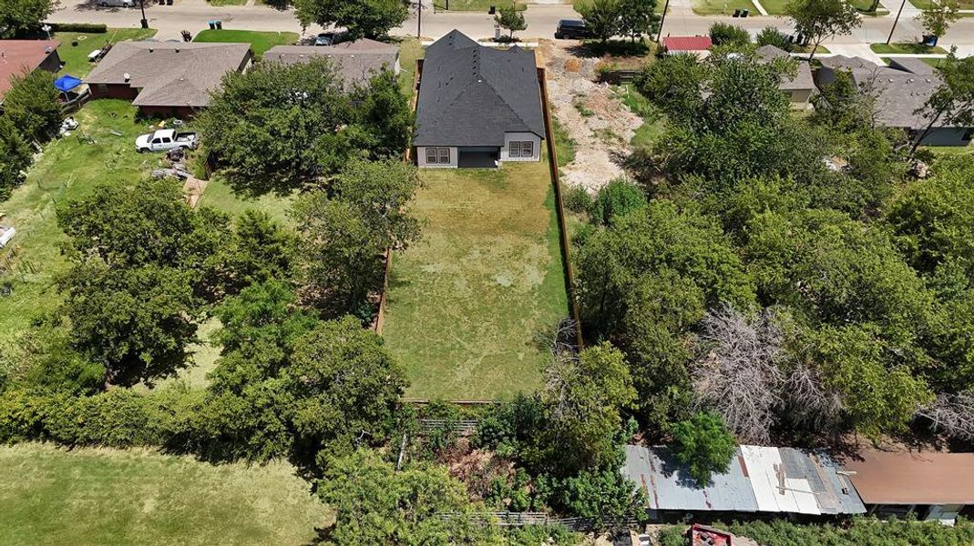 Image 33 of a home in .