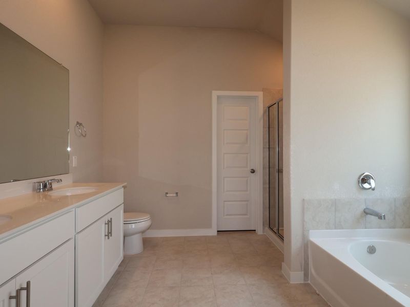 Furnished interior view inside a new home in Marble Creek Crossing, Austin (Image 7).