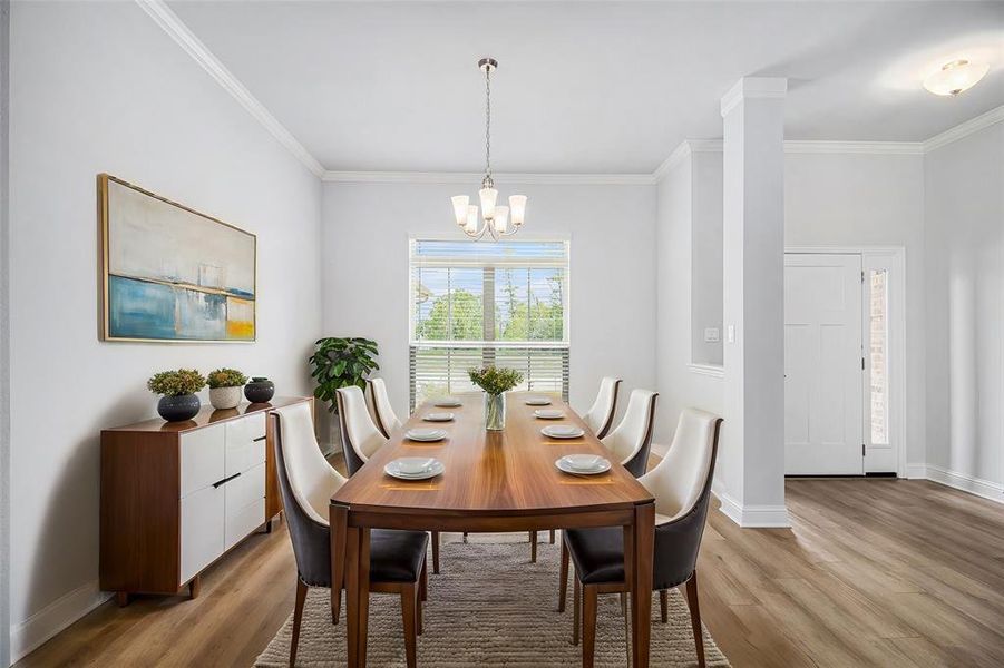 Dining Area (virtually staged)