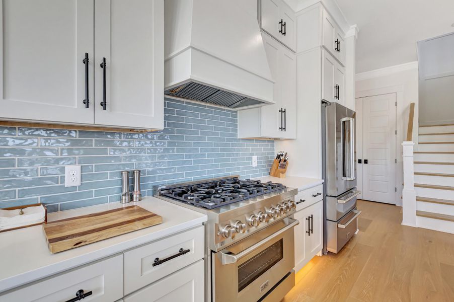 Furnished interior view inside a new home in , Wando (Image 11).
