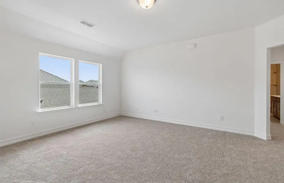 Spacious game room on second level