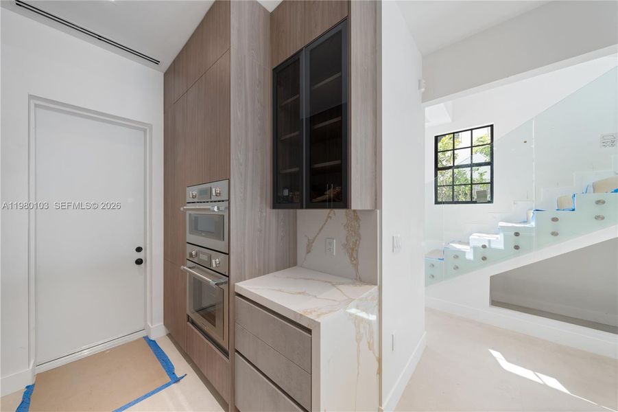 Furnished interior view inside a new home in , Coral Gables (Image 9).