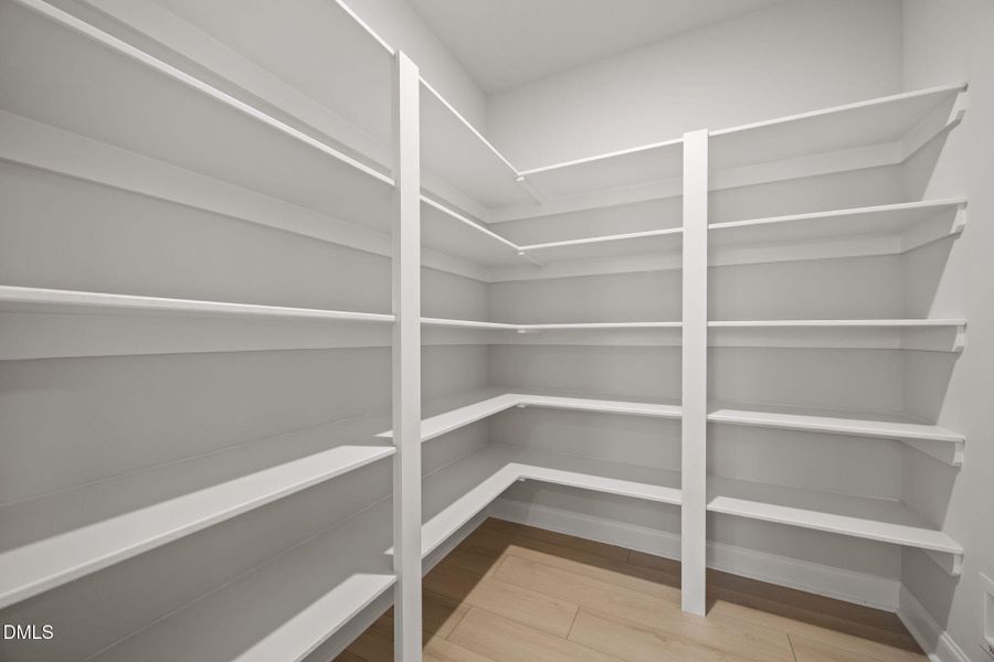 27-web-or-mls-IMG_0110 27-web-or-mls-IMG_0110