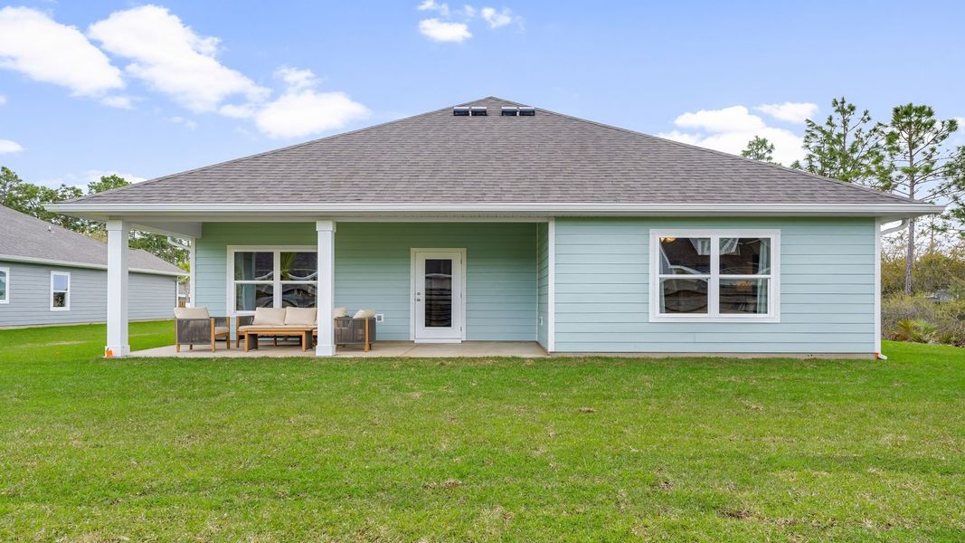 Representative exterior details of a home built from the The Delray by D.R. Horton in Pine Creek and Heron Walk, Port St. Joe (Image 4). Representative exterior details of a home built from the The Delray by D.R. Horton in Pine Creek and Heron Walk, Port St. Joe (Image 4).