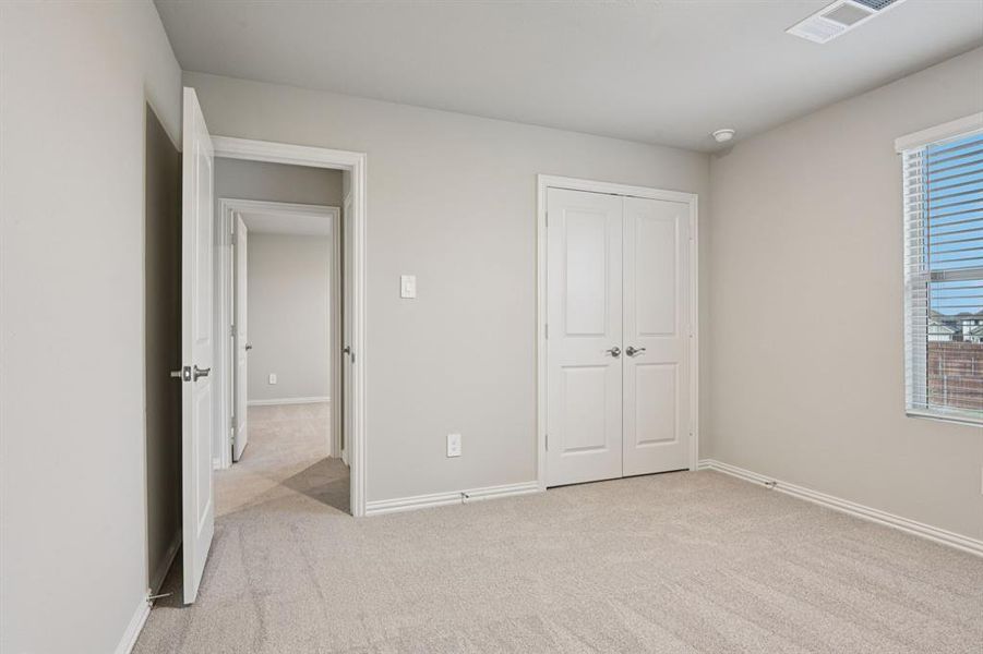 Spacious, unfurnished interior of a new home in Lakehaven - Spring Series, Farmersville (Image 33).