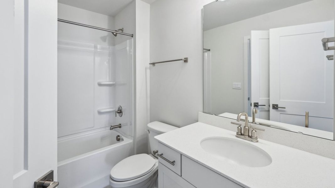 Representative furnished interior of a home built from the Willow by D.R. Horton in Westport, York (Image 9).