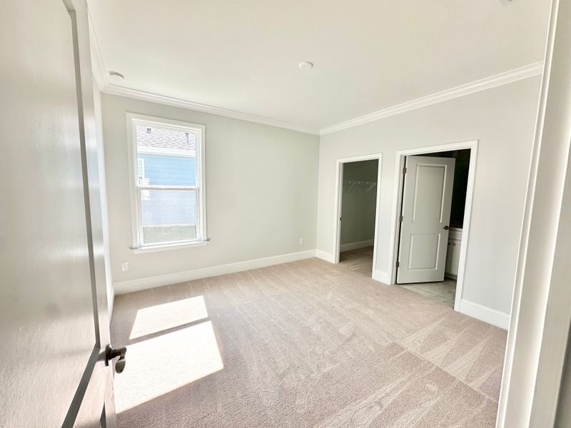 Spacious, unfurnished interior of a new home in Del Webb Wilmington at Mallory Creek, Leland (Image 18).