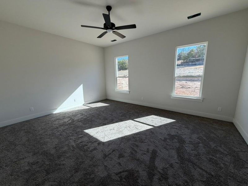 Spacious, unfurnished interior of a new home in Eagle Ridge Estates, Weatherford (Image 6). Spacious, unfurnished interior of a new home in Eagle Ridge Estates, Weatherford (Image 6).