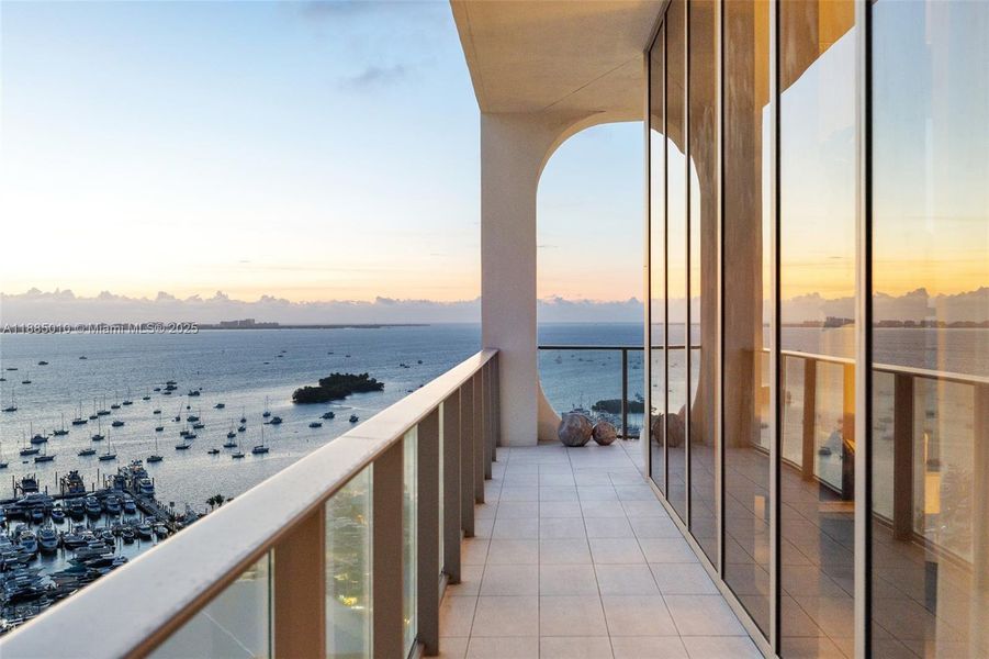 Exterior details and patio area of a home in Mr. C Residences, Miami (Image 1).