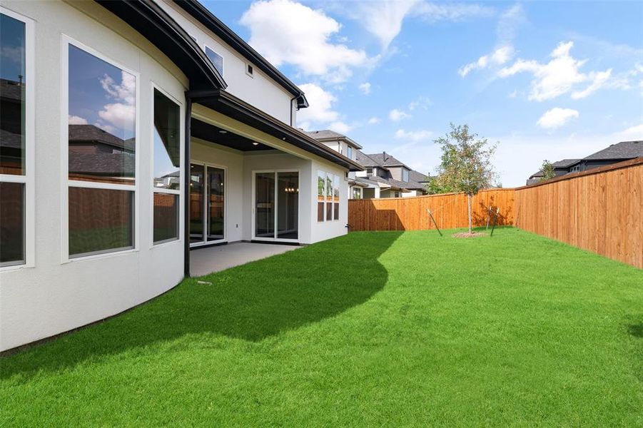 Exterior details and patio area of a home in , Frisco (Image 28).