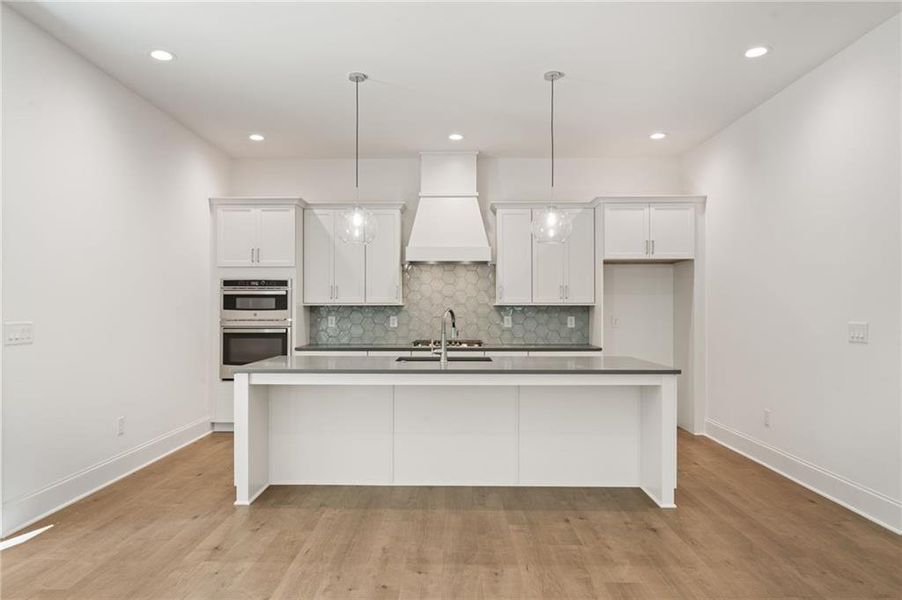 Furnished interior view inside a new home in , Dallas (Image 10).
