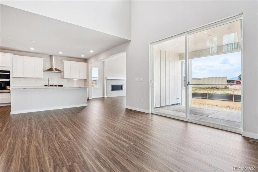 Spacious, unfurnished interior of a new home in Prestige Collection at Parkdale Commons, Lafayette (Image 13).