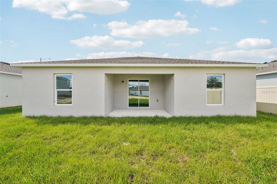 Exterior details and patio area of a home in West Oak, Ocala (Image 7). Exterior details and patio area of a home in West Oak, Ocala (Image 7).