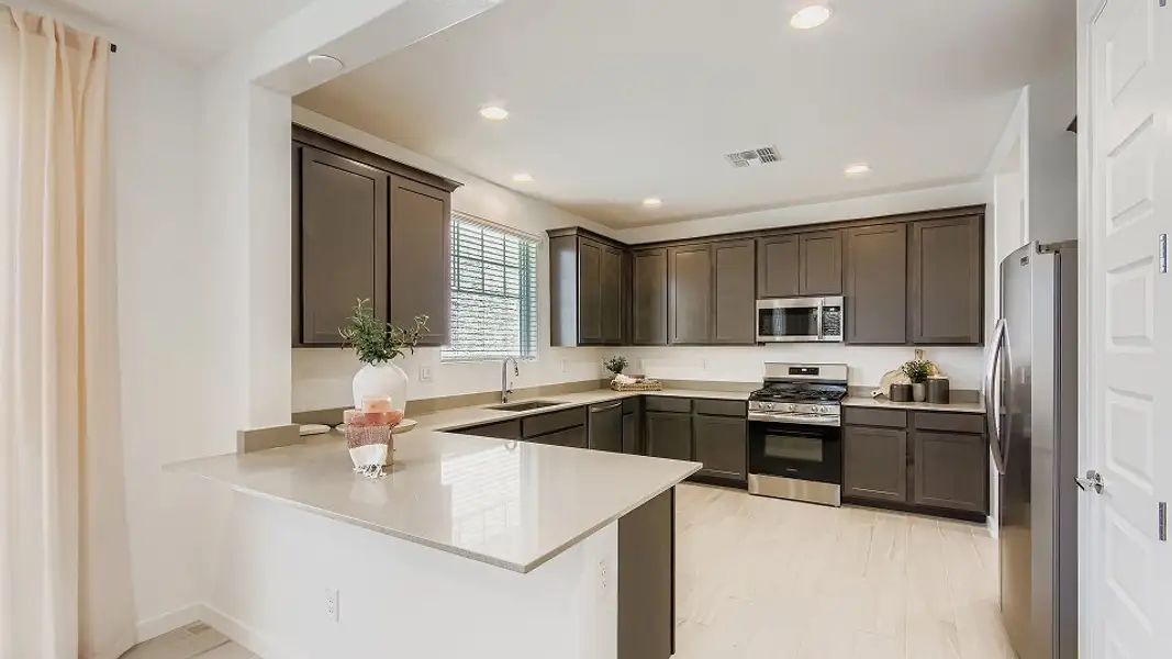 2020 Windsor Kitchen 1of4 F1 Base3