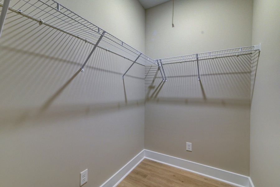 Spacious, unfurnished interior of a new home in , Charleston (Image 40).