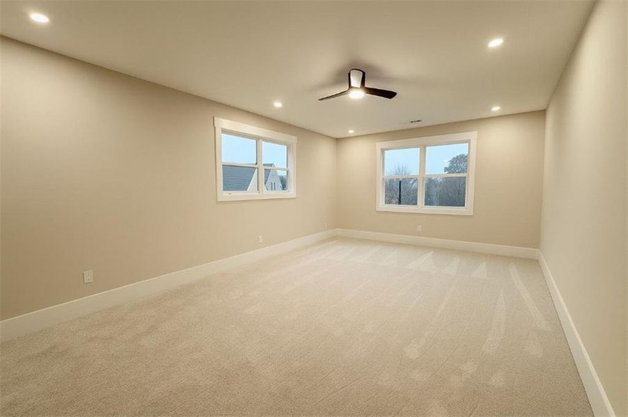 Spacious, unfurnished interior of a new home in , Marietta (Image 26).