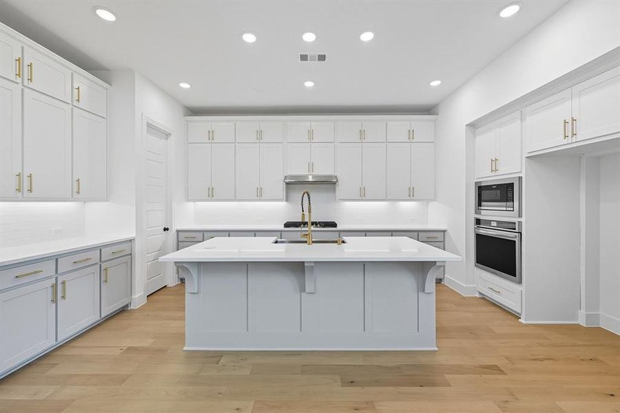 Furnished interior view inside a new home in Sandbrock Ranch: 50ft. lots, Aubrey (Image 12). Furnished interior view inside a new home in Sandbrock Ranch: 50ft. lots, Aubrey (Image 12).